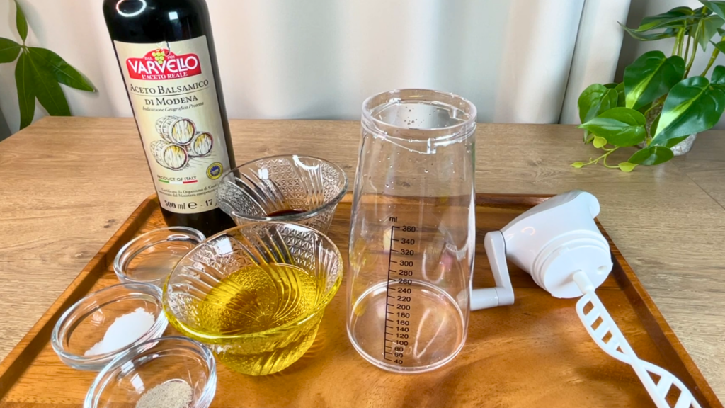 ドレッシングミキサー