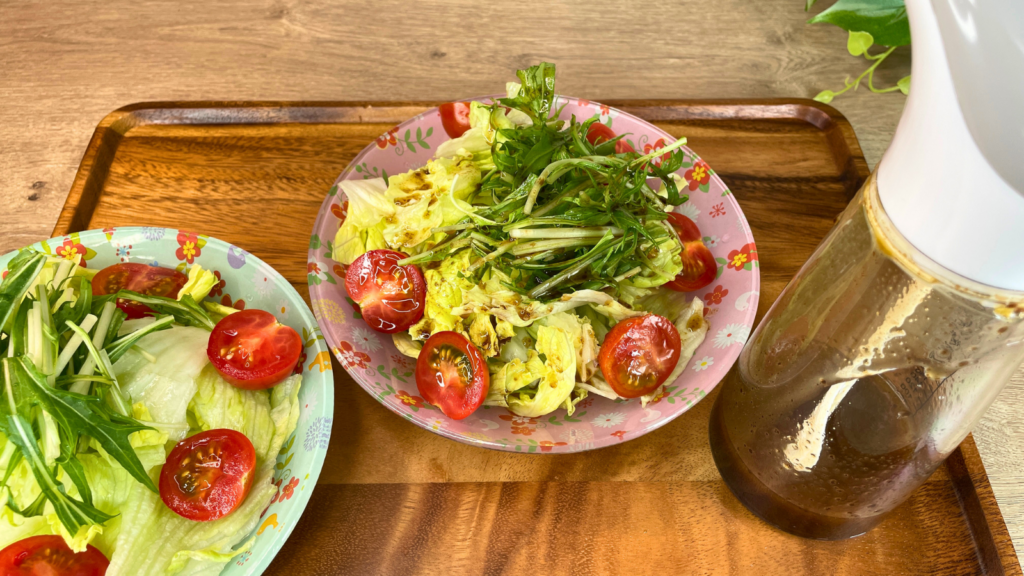 【ダイソー】ドレッシングミキサー
JANコード：4549892360008