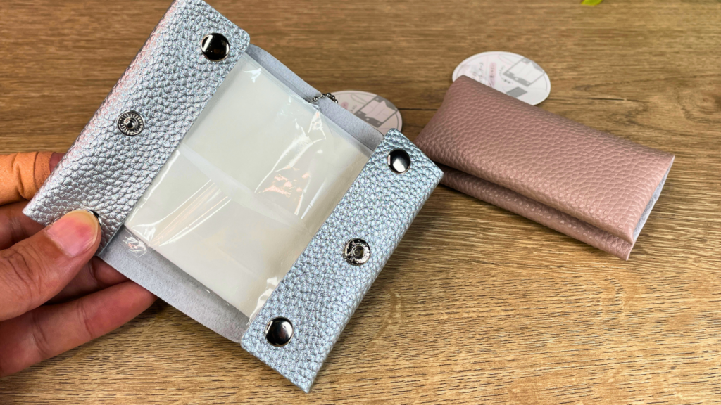 コンパクトポケットティッシュケースの使いかた